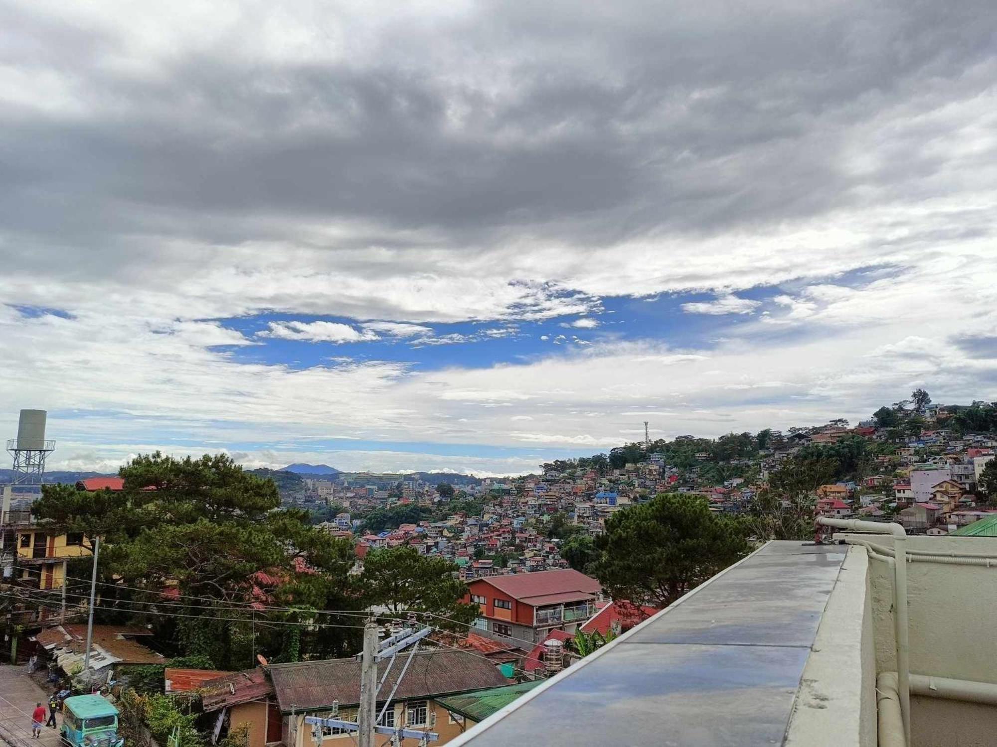 Апарт готель Misty Hills Baguio City Екстер'єр фото