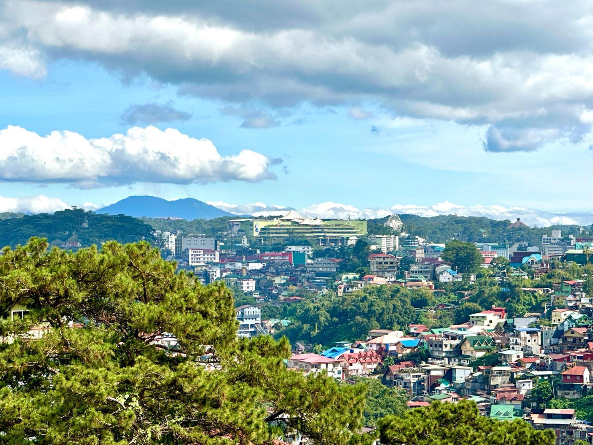 Апарт готель Misty Hills Baguio City Екстер'єр фото